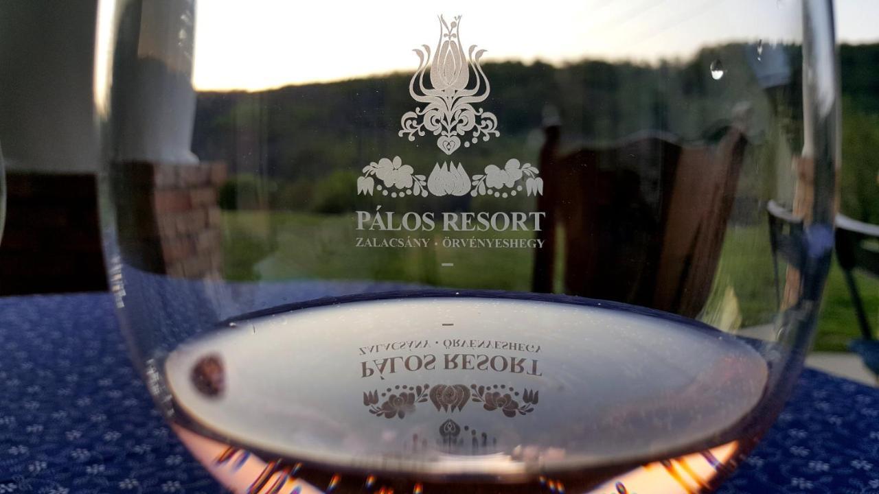 Palos Resort Zalacsany Bagian luar foto