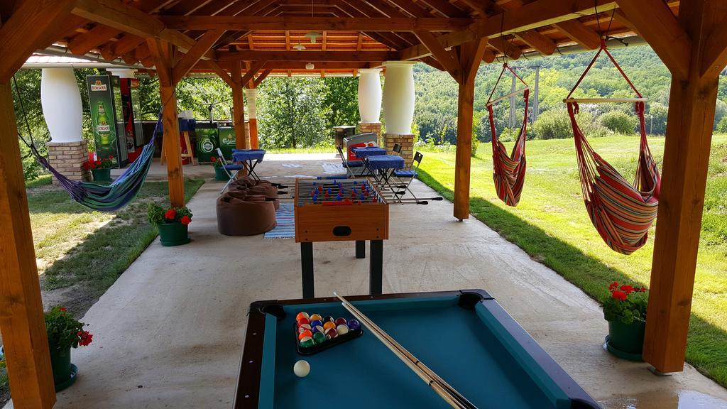 Palos Resort Zalacsany Bagian luar foto