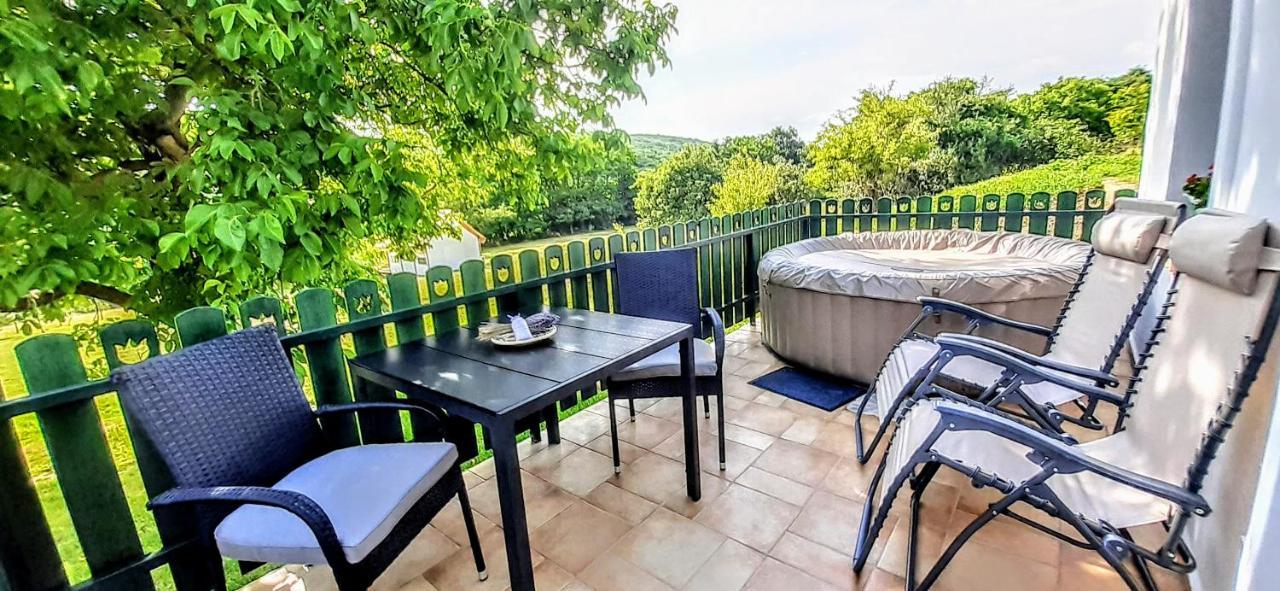 Palos Resort Zalacsany Bagian luar foto
